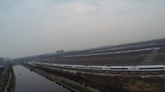苏州河畔的高铁航拍