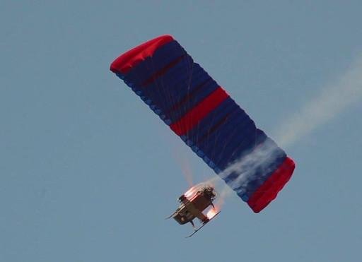 SYW1型通用伞翼无人机在某机场携带消雾装置进行消雾综合鉴定试验