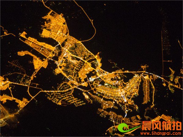 夜晚的地球：NASA航拍世界各大城市夜景图(组图)