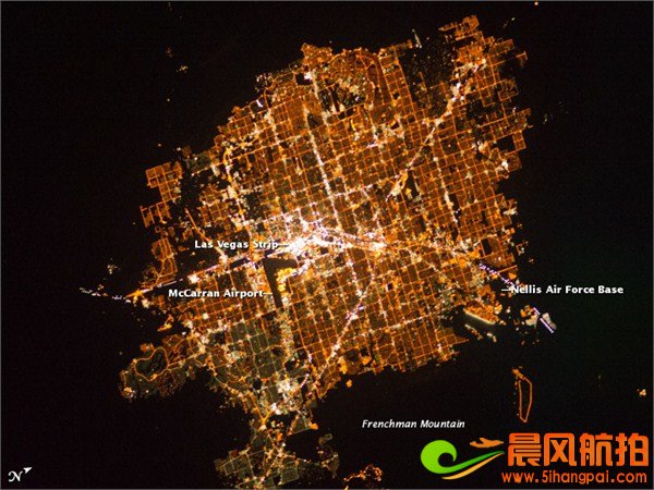 夜晚的地球：NASA航拍世界各大城市夜景图(组图)