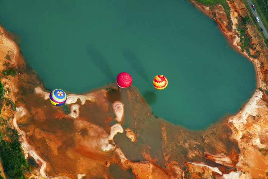 海边气球航拍
